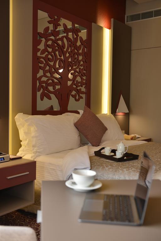 Regency Palace Hotel Джуния Экстерьер фото
