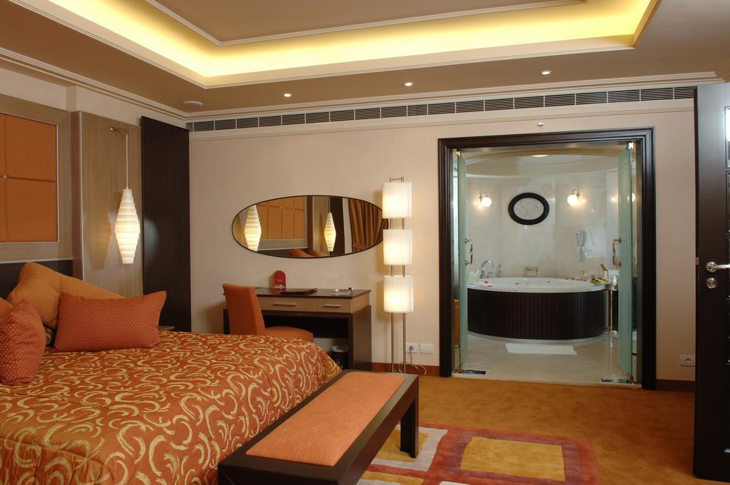 Regency Palace Hotel Джуния Экстерьер фото